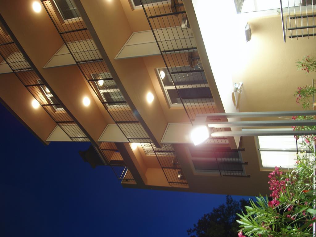Hotel Tamaris Novi Vinodolski Habitación foto
